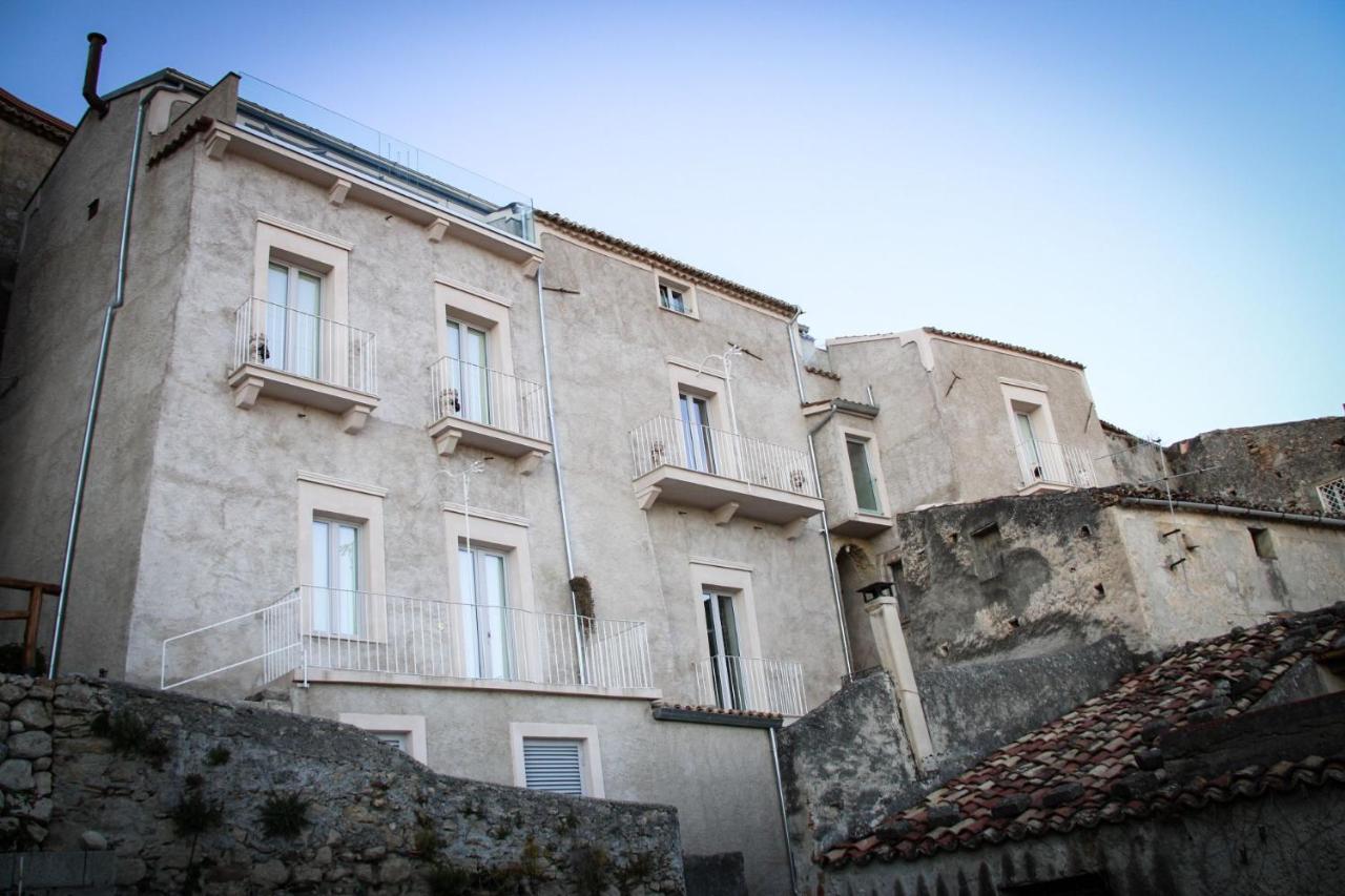 Dimora Cavour Acomodação com café da manhã Amantea Exterior foto
